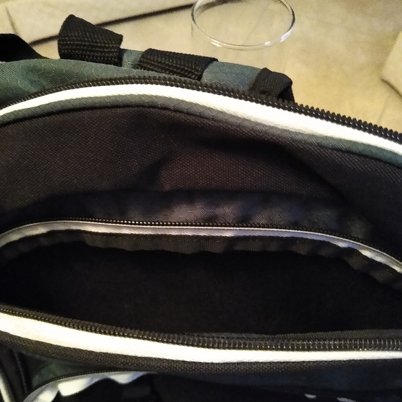 Mizuno City Beach Back pack - Picture 3 of 8